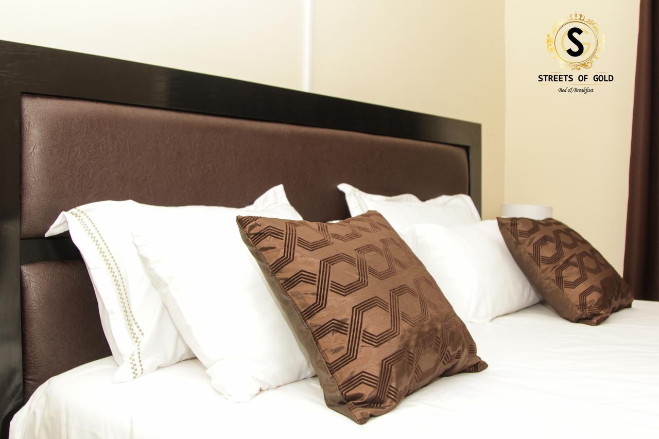 Streets Of Gold Guest House Габороне Екстериор снимка