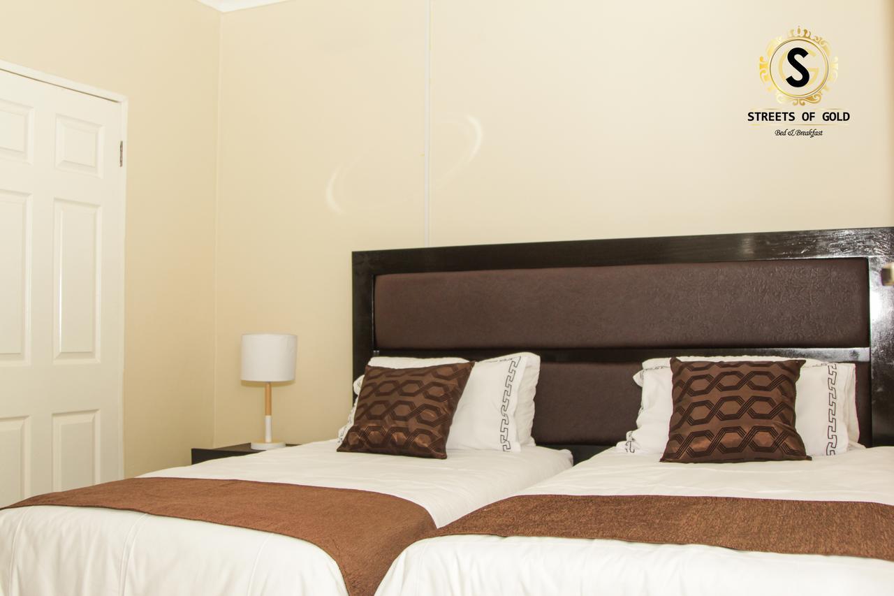 Streets Of Gold Guest House Габороне Екстериор снимка